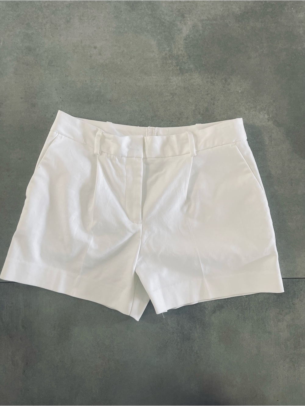 Zara Women’s Classic White Tailored Shorts